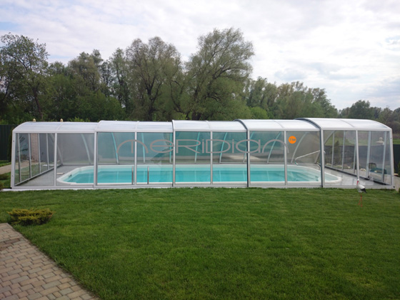Pool covers, Поликарбонатное укрытие для бассейна, накрыть бассейн, ТМ МЕРИДИАН, крыша для бассейна.